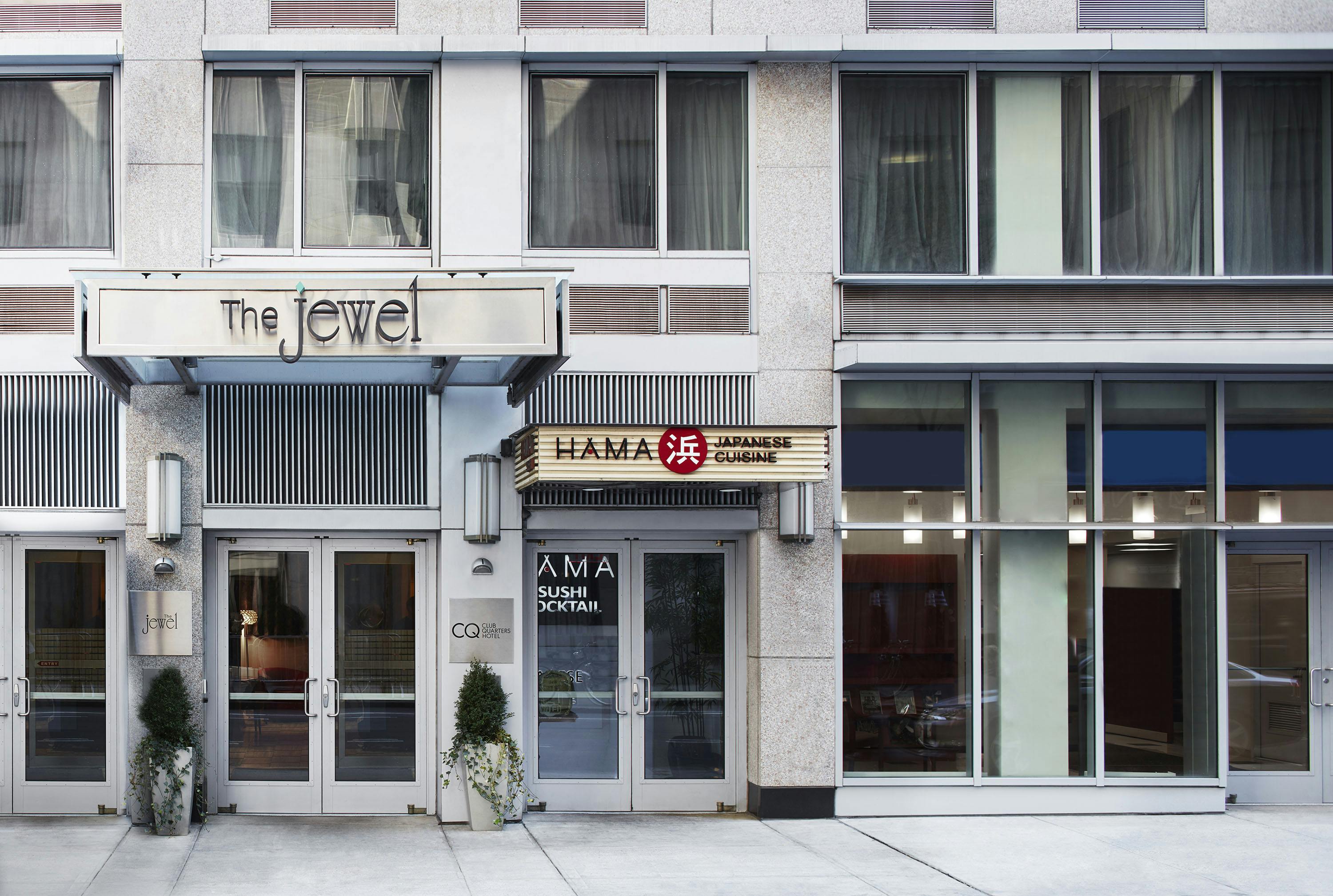 The Jewel Exterior