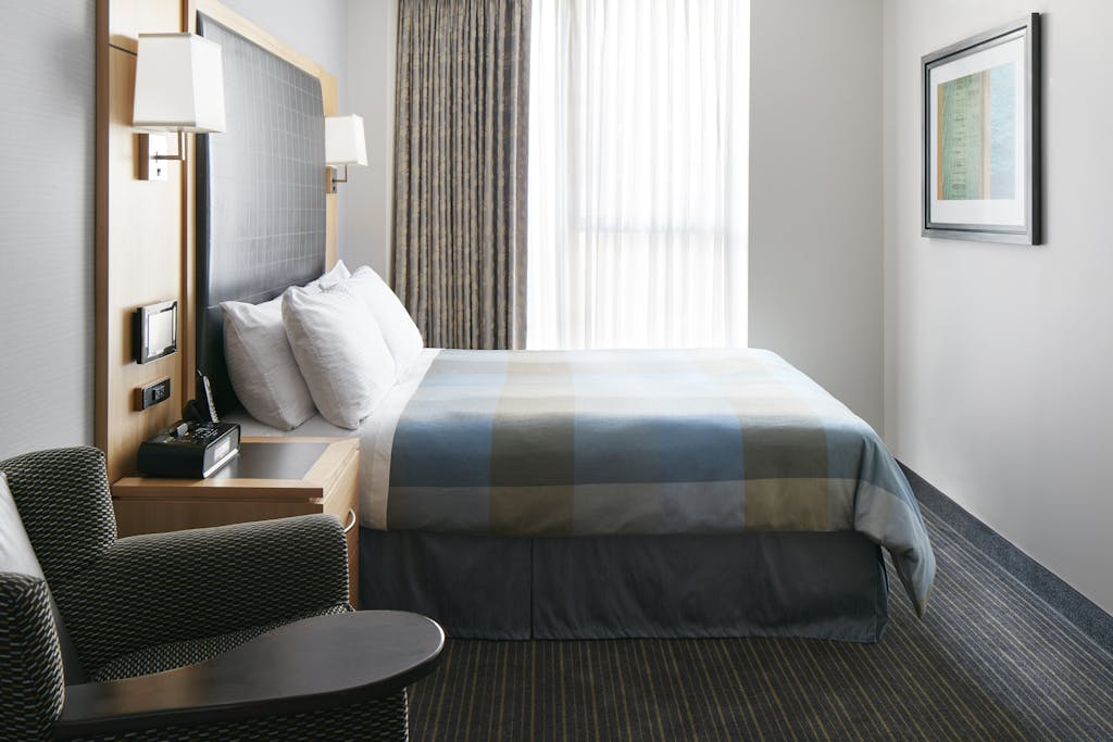 Deluxe Hotel Room World Trade Center