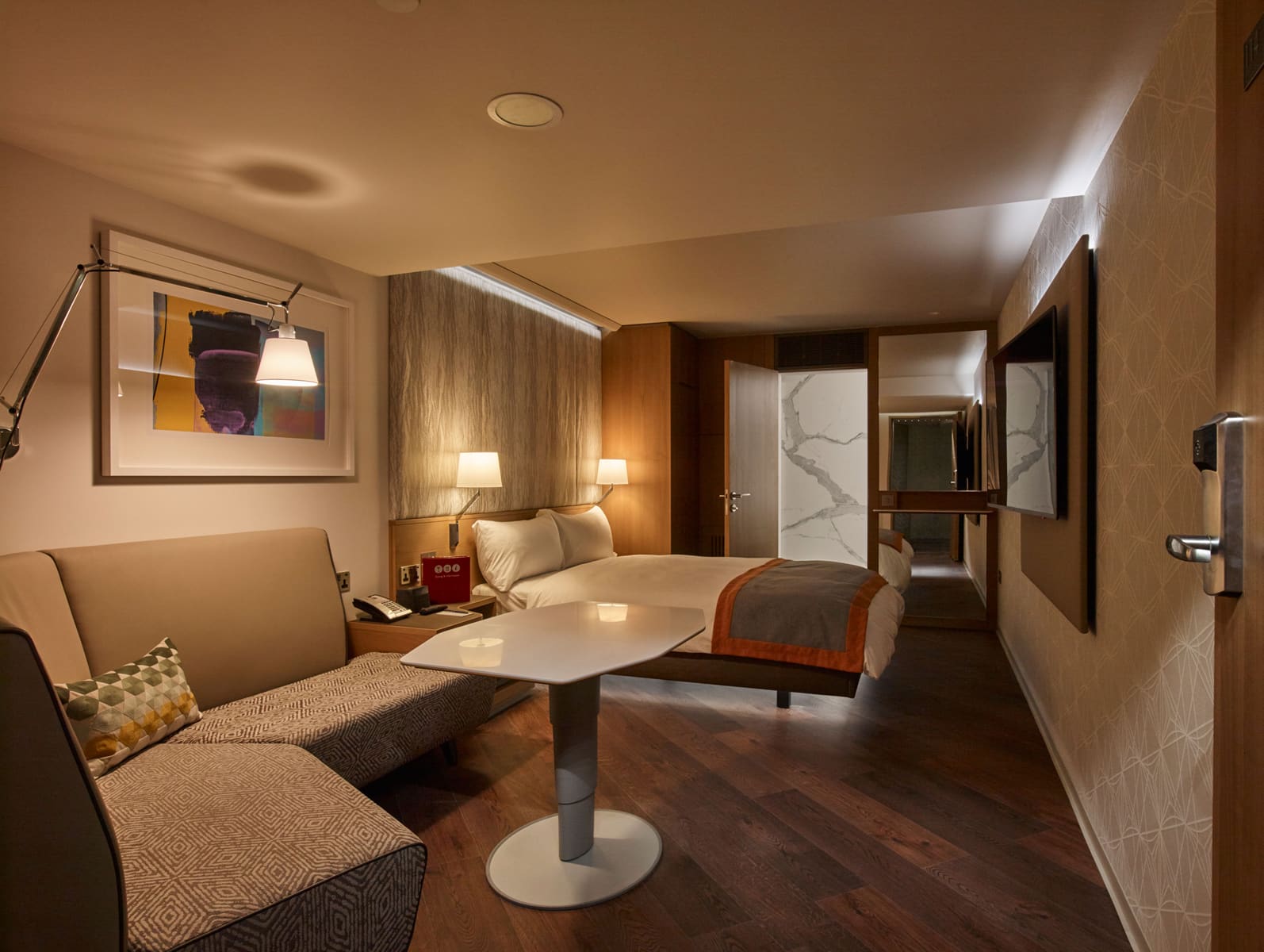 Downtown Club Quarters Hotels